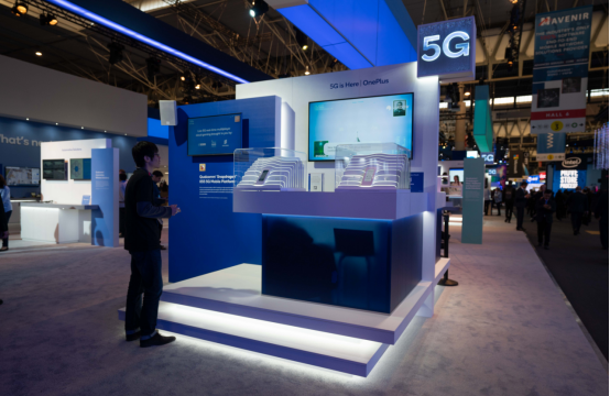 一加手機攜首款5G手機亮相MWC2019 帶來5G云游戲體驗 圖2